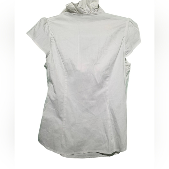 Elizabeth McKay EUC Elegant White Ruffle Blouse Size 8 PTP 19 Length 23 - Picture 3 of 5